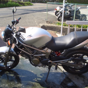 中古車バイク ホンダ Honda Vtr250 バイク修理なら大阪河内長野 三日市ベース